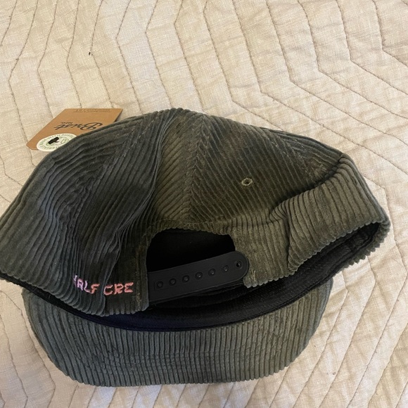 Adjustable hat - Picture 2 of 2